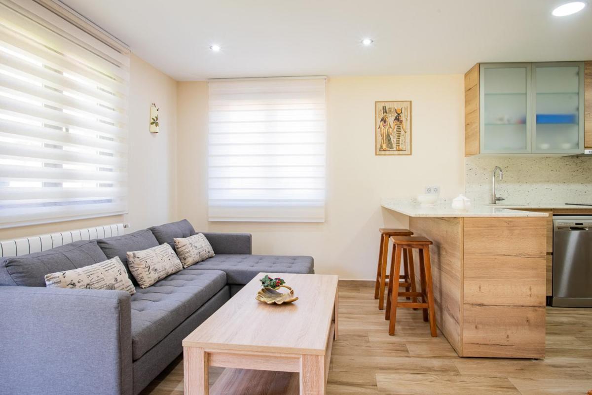 Apartamentos La Cortina Onís Eksteriør bilde